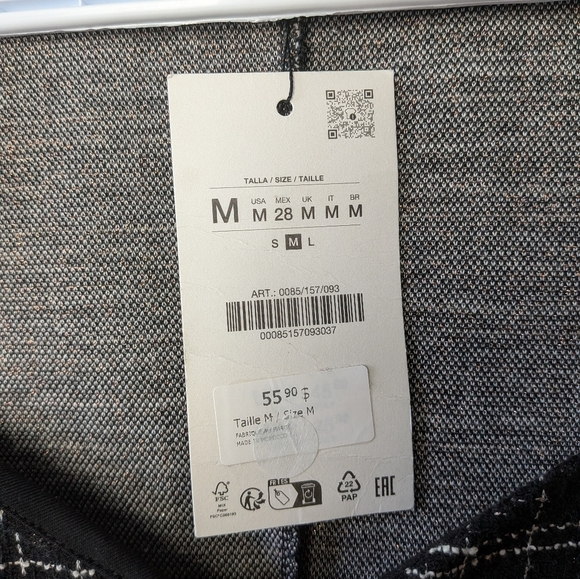 NWT Chechered Skater Dress Size Medium Black And White Heart Low Cut Stretch - Picture 7 of 13